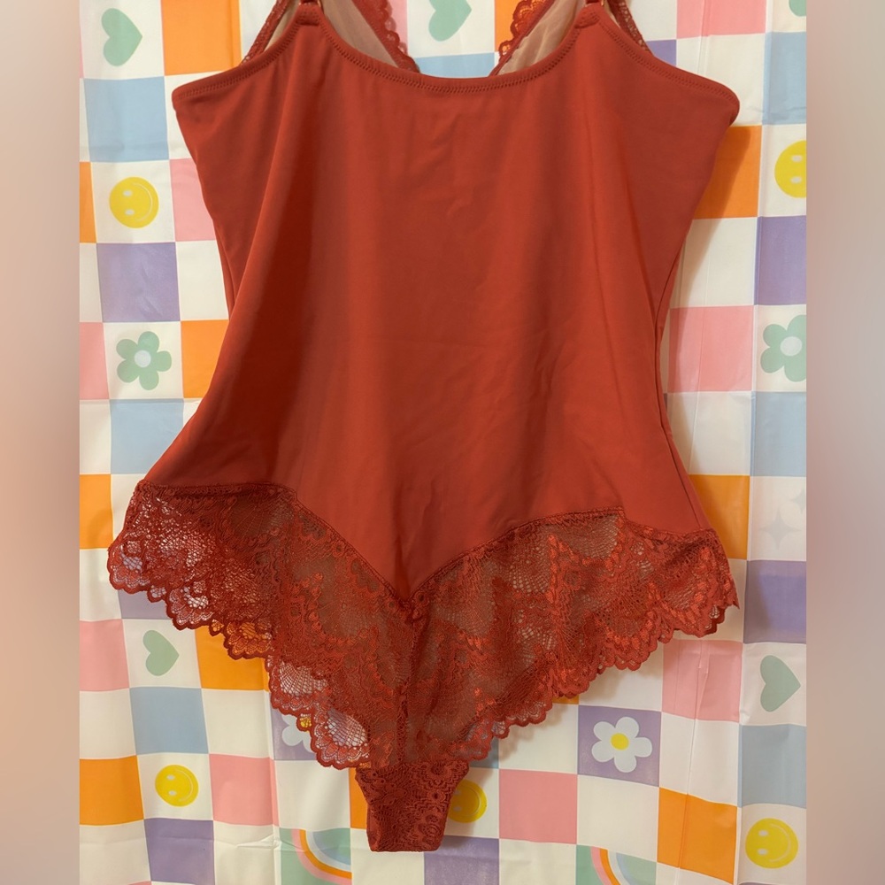 Lace Detail Bodysuit in Rust - Picture 7 of 10